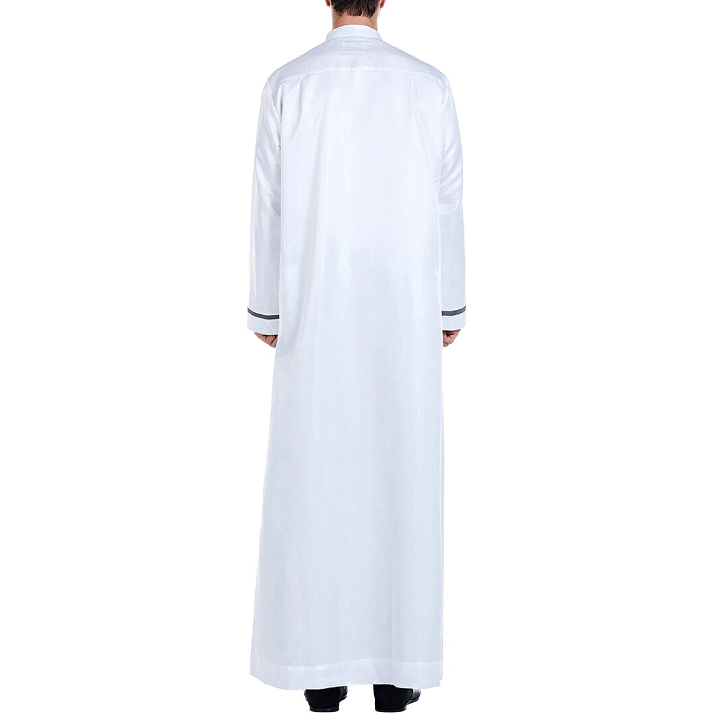 regular fit jubba featuring US size