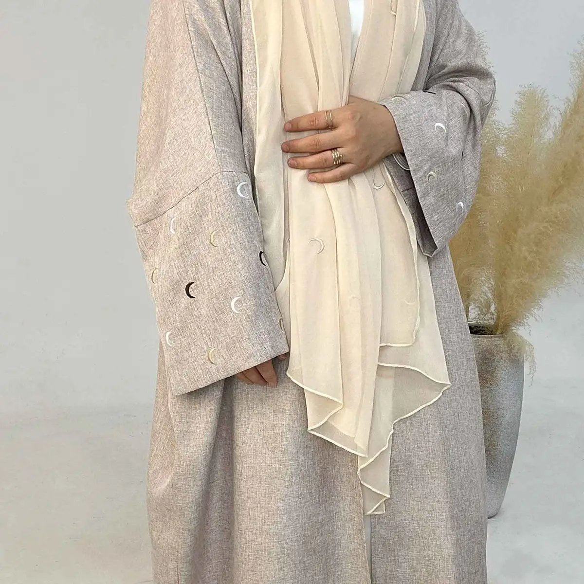 open-abaya-dress-for-various-occasions